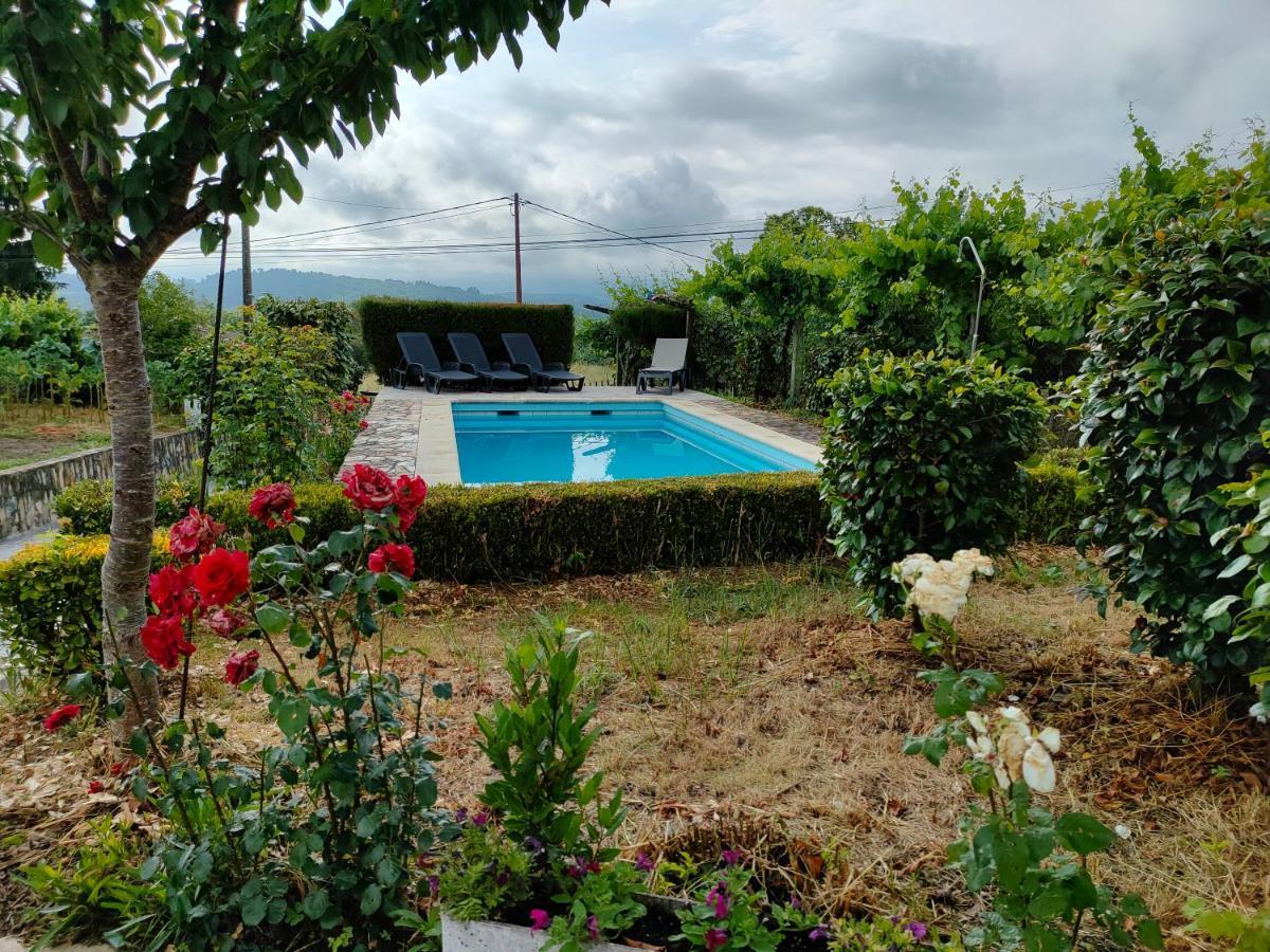 Villa Con Piscina En Panton Ribeira Sacra Galicia Ideal Para Familias Extérieur photo